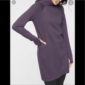 Athleta fleece lined purple dress in XS! EUC! ❤️